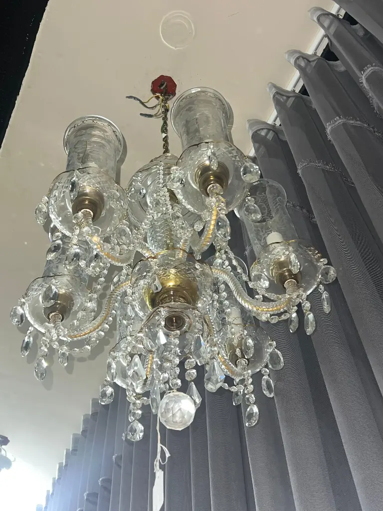 LUSTRE 126134/6 BOUK