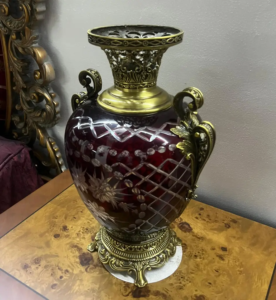 VASE LQ 1071 DARK RED 