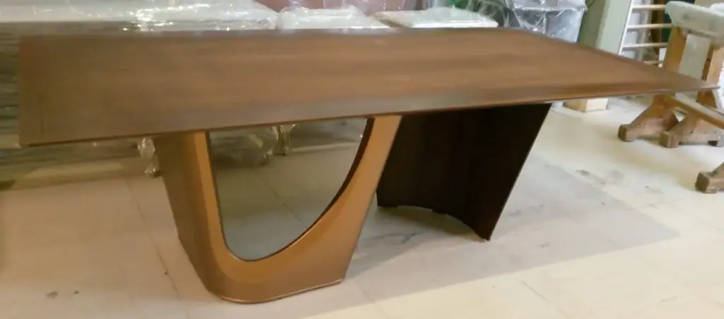 DINING TABLE VAGNER 