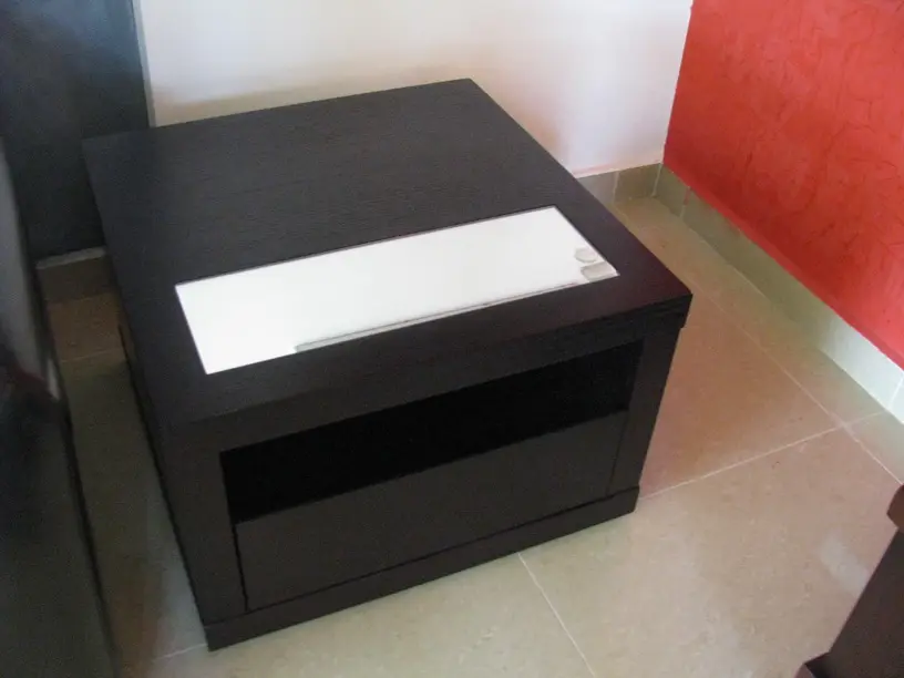 SIDE TABLE H 10 ET