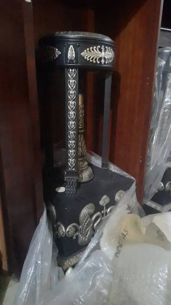 CACHE POT RESIN BATAT