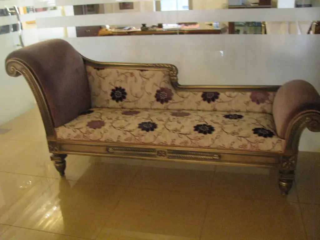 CHAISE LONGE MERIDIEN SNBLH BASEM