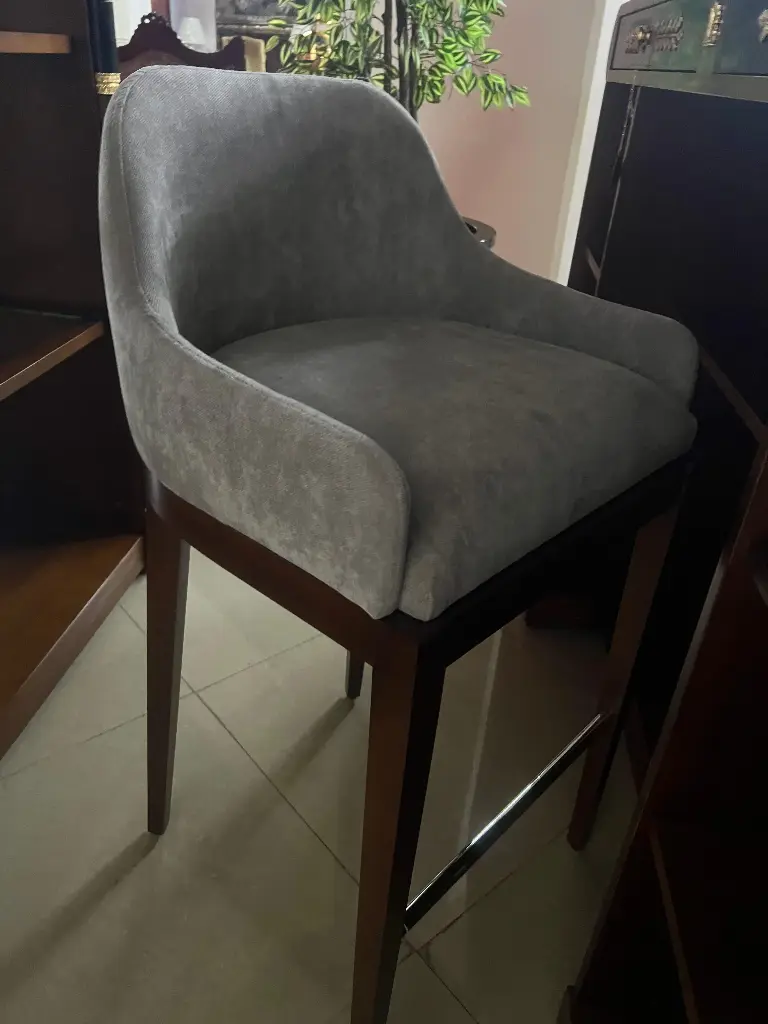 BOSS BAR CHAIR 