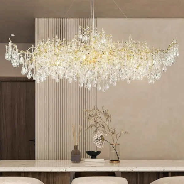 CHANDELIER MODERN FAMILY ROOM