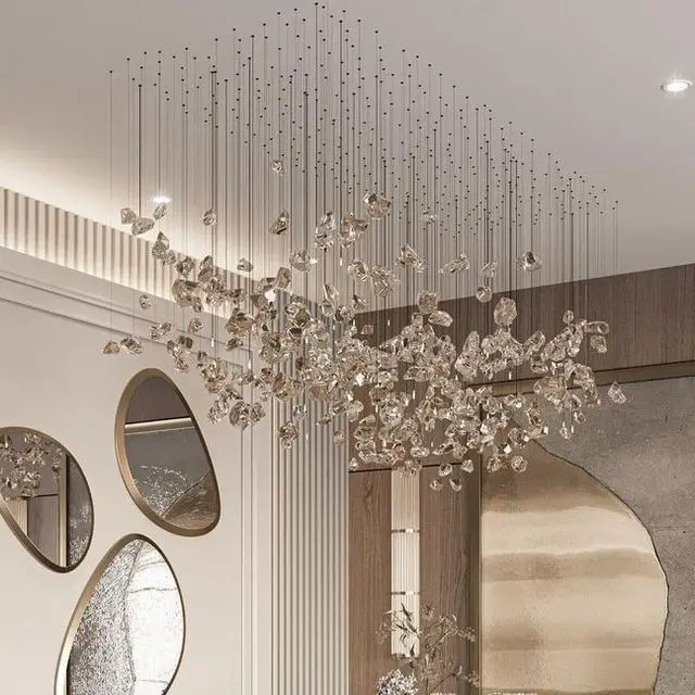 CHANDELIER DINING ROOM