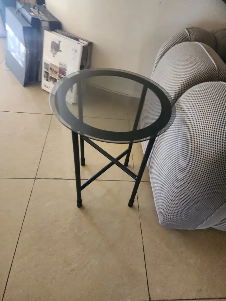 LAURA SIDE TABLE/1