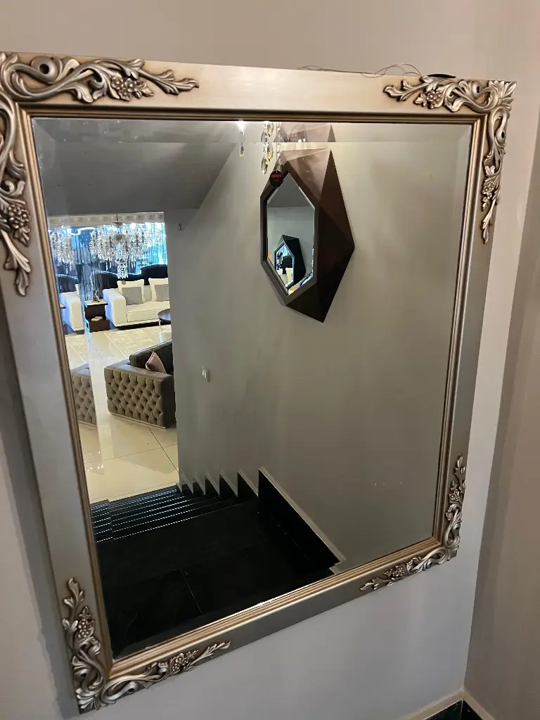MIRROR 
