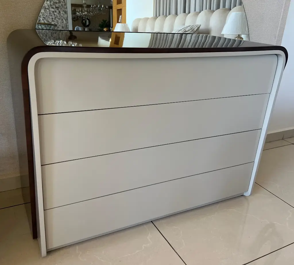 CHIFFONIERE BENTLY 
