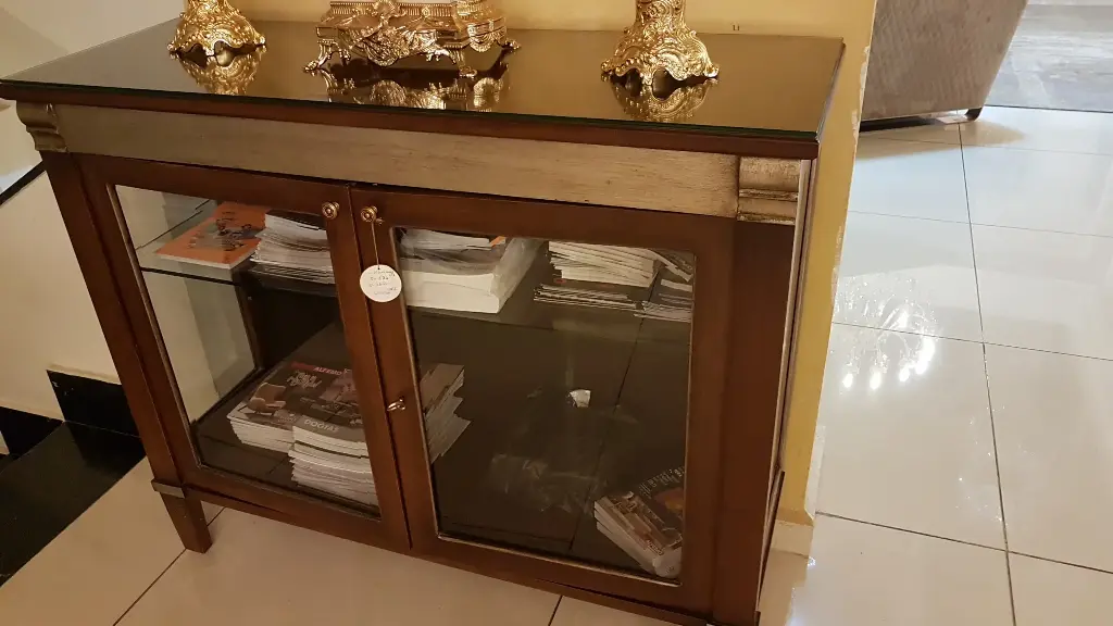 VITRINE MODEL 49 