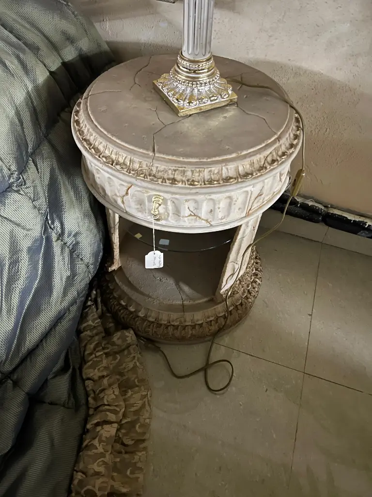 NIGHT STAND JIZA 