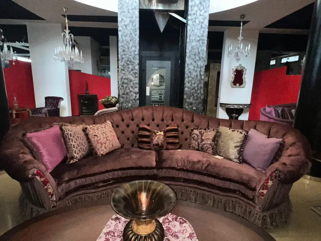 SOFA MEGALUCCI