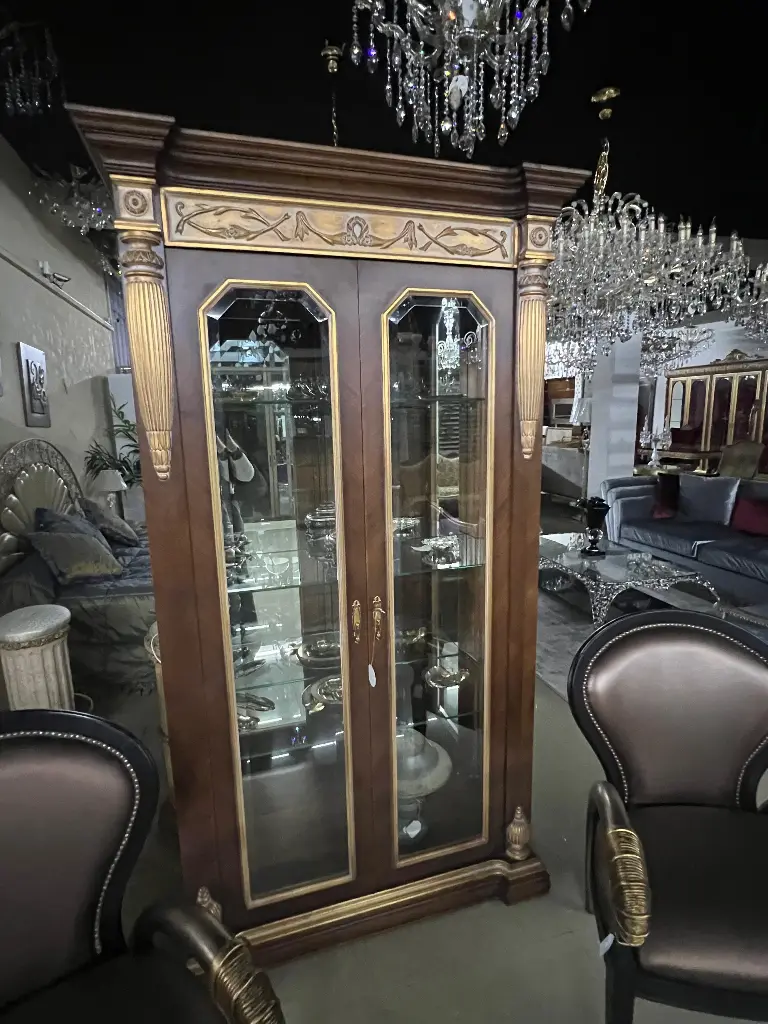 VITRINE WALLNUT 