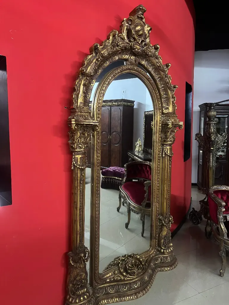 MIRROR ENTRANCE BIG 