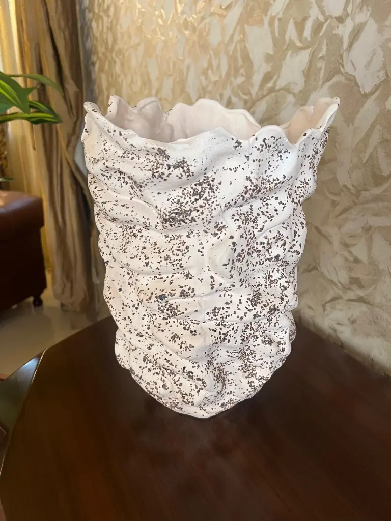 VASE Z 527 1D 