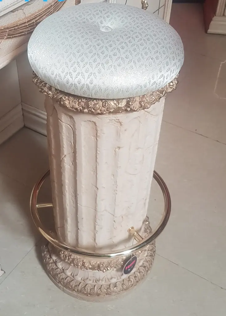 STOOL JIZA 